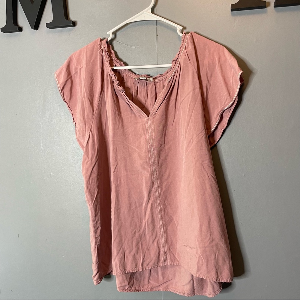 Loft Women's dusty Pink Blouse size large